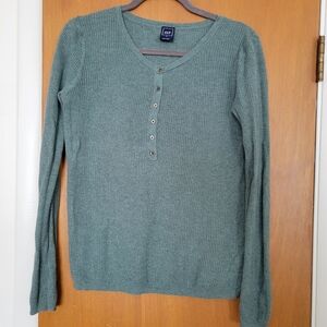 GAP medium women's henley lightweight sweater